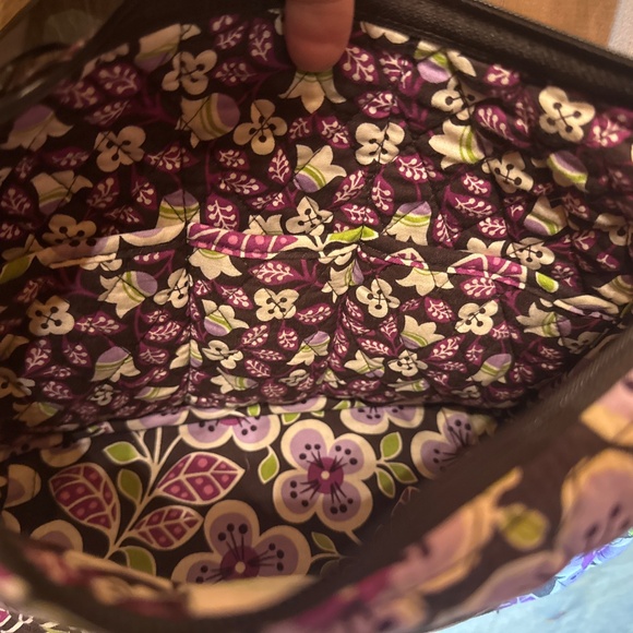 Vera Bradley On The Go Plum Petals - Picture 6 of 8